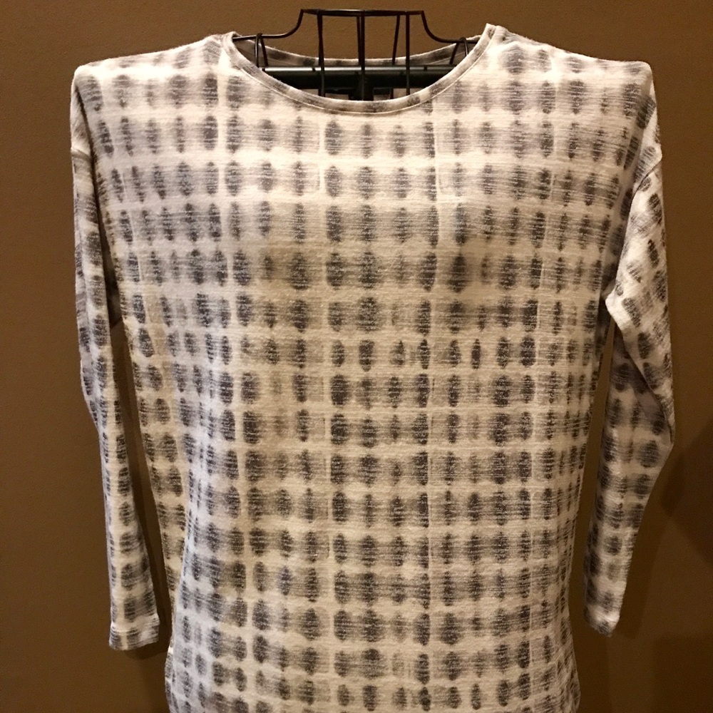 Jasmine & Juliana top